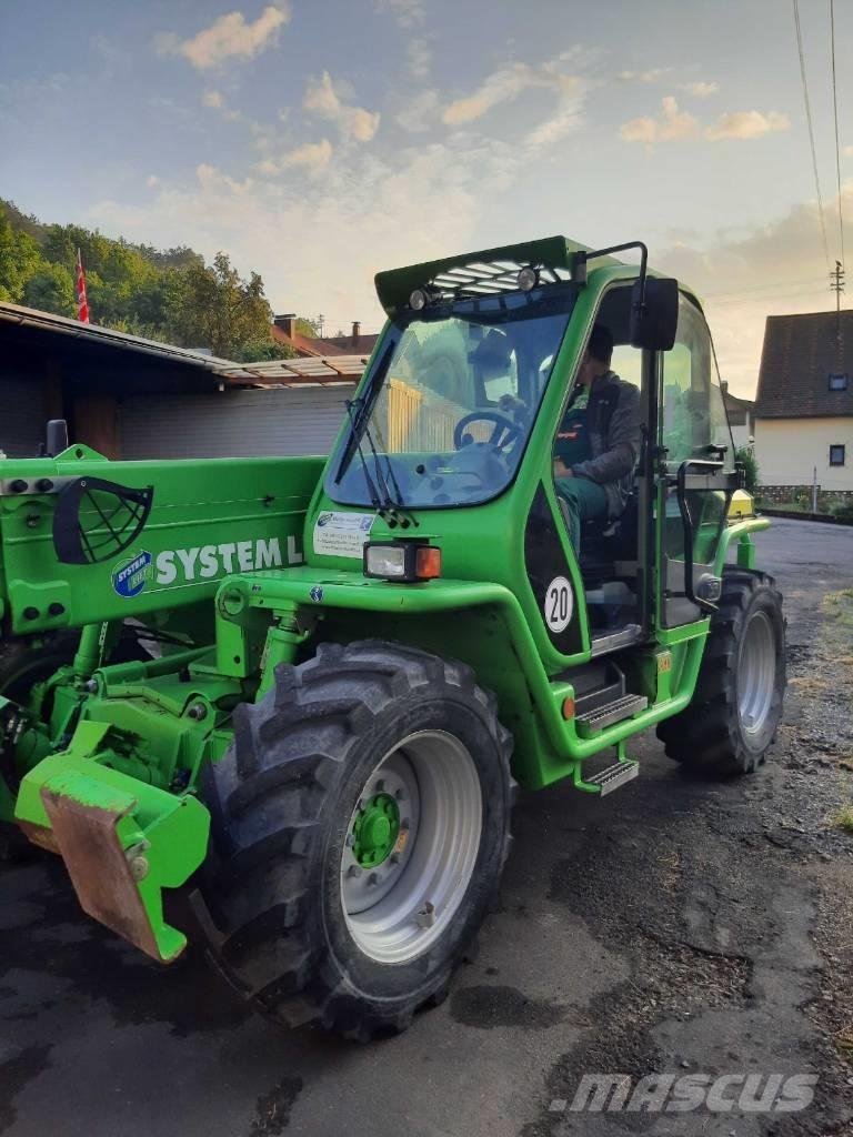 Merlo P 40.17 テレスコーピックハンドラー