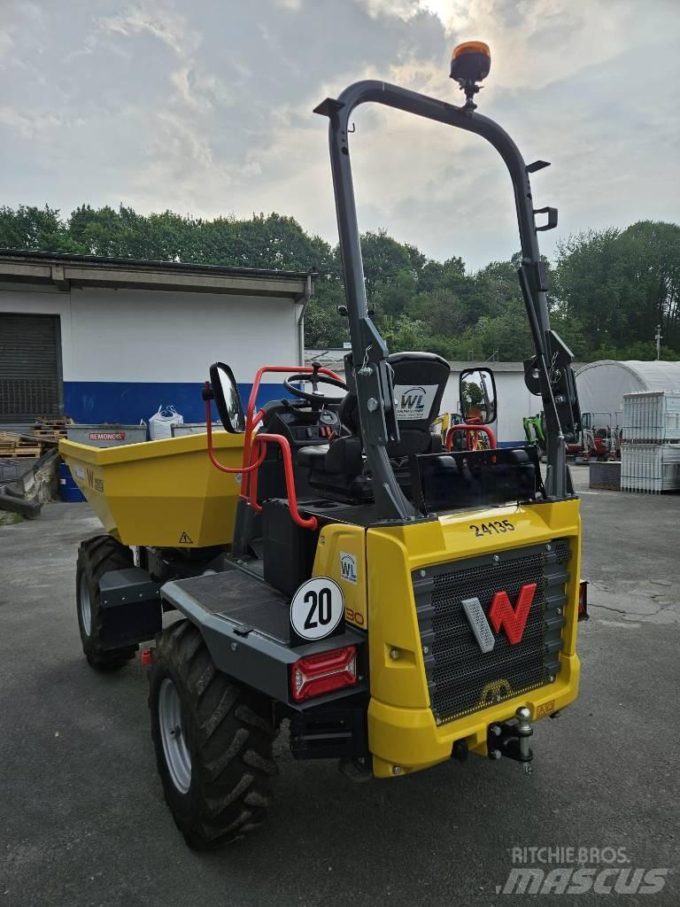 Wacker Neuson DW 30 サイト　ダンプ