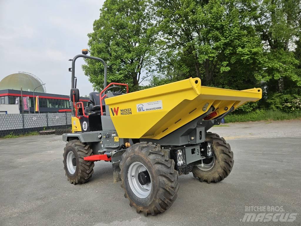 Wacker Neuson DW 30 サイト　ダンプ