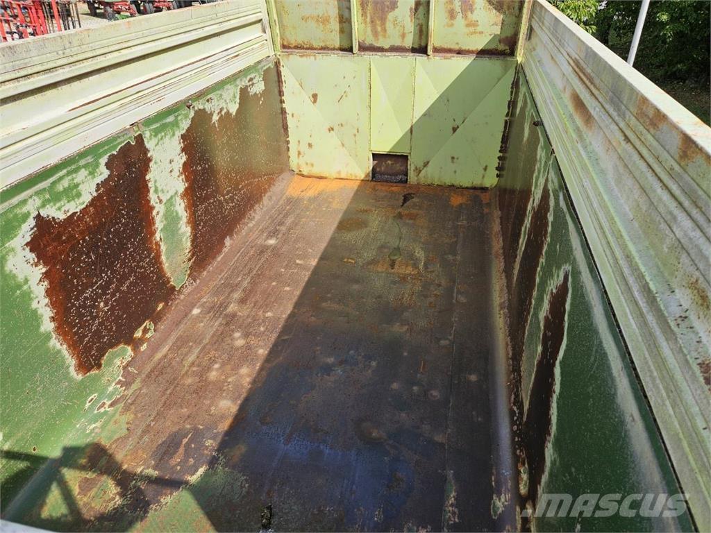 Fliegl TMK 80 ダンプトレーラー