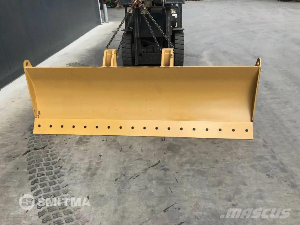 Komatsu QR ブレード