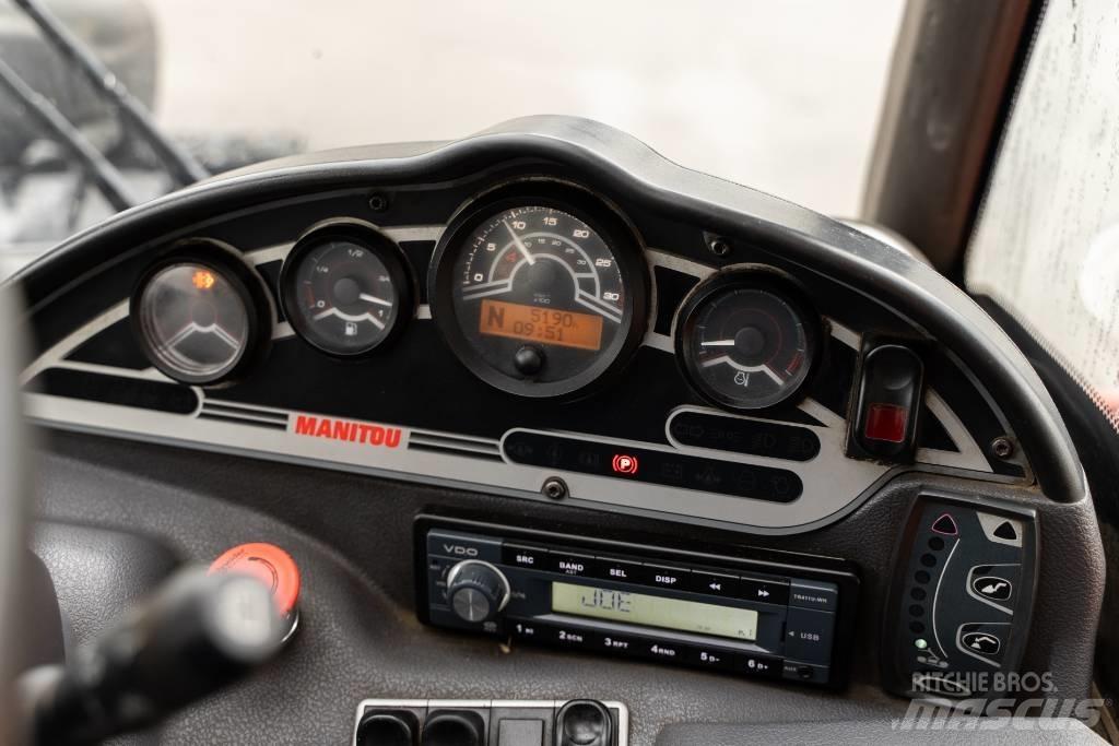 Manitou MLT 629 テレスコーピックハンドラー