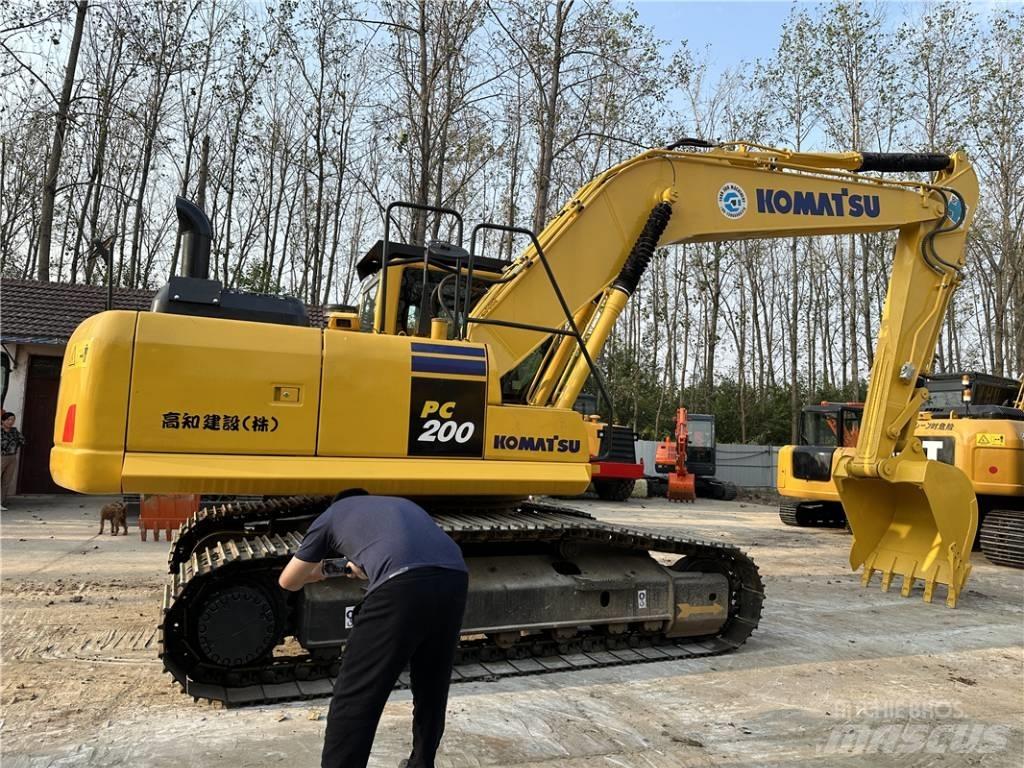 Komatsu PC200-8 大型油圧ショベル12t以上（パワーショベル・ユンボ）