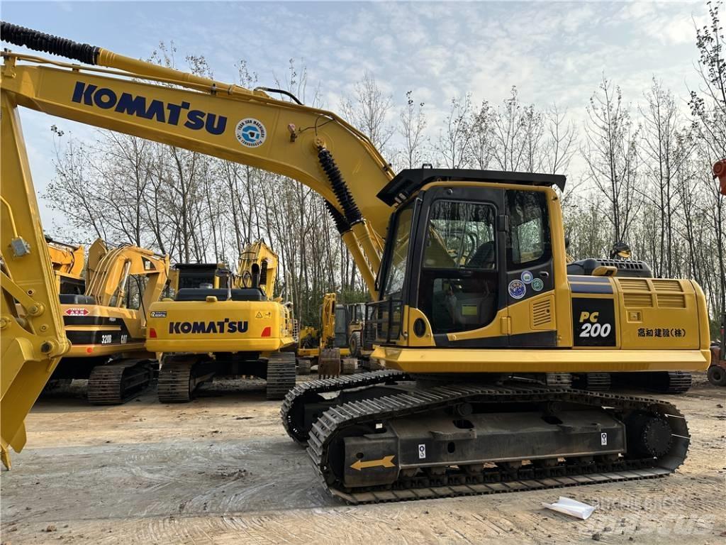 Komatsu PC200-8 大型油圧ショベル12t以上（パワーショベル・ユンボ）