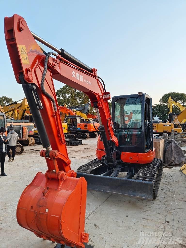 Kubota KX 155 ミニ油圧ショベル 7t以下（ミニユンボ・ミニディガー）