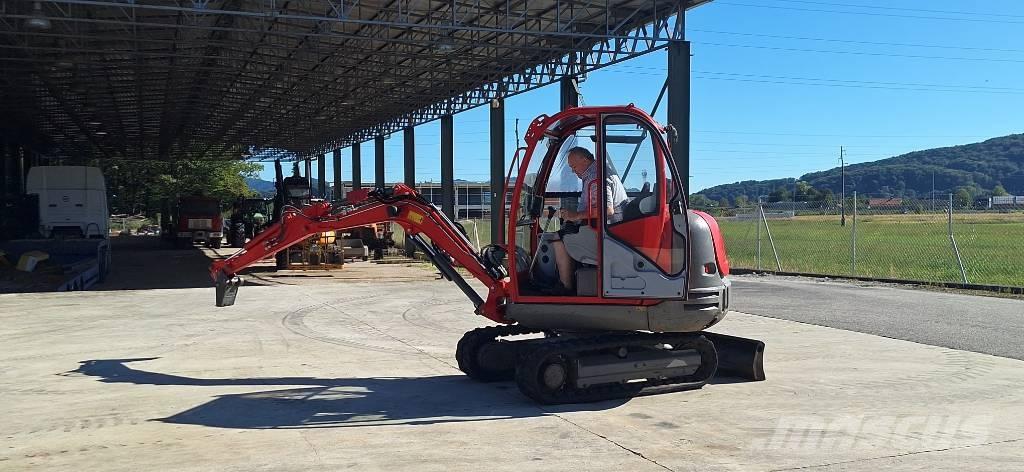 Neuson 2503 ミニ油圧ショベル 7t以下（ミニユンボ・ミニディガー）