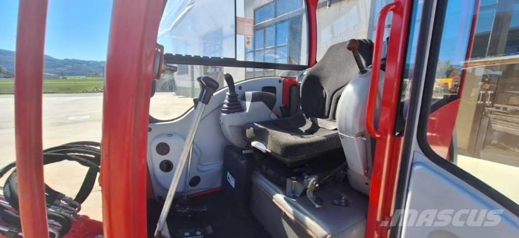 Neuson 2503 ミニ油圧ショベル 7t以下（ミニユンボ・ミニディガー）