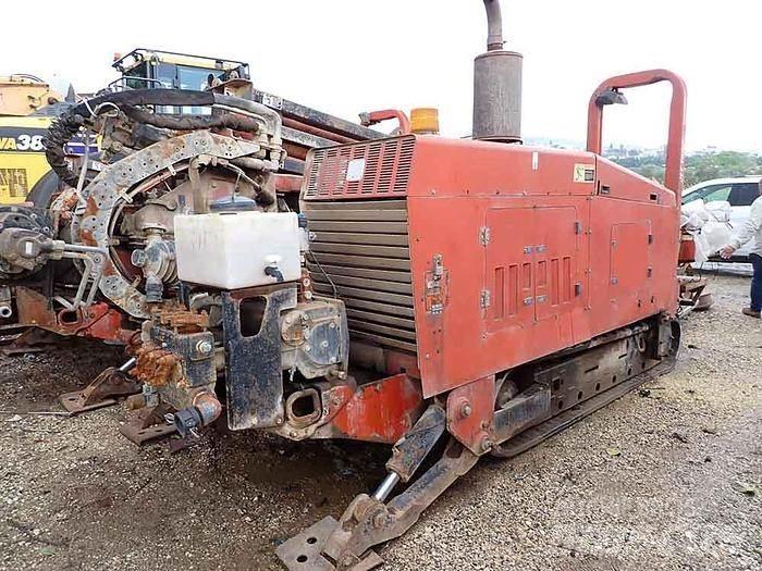 Ditch Witch JT4020 サーフェイスドリルリグ