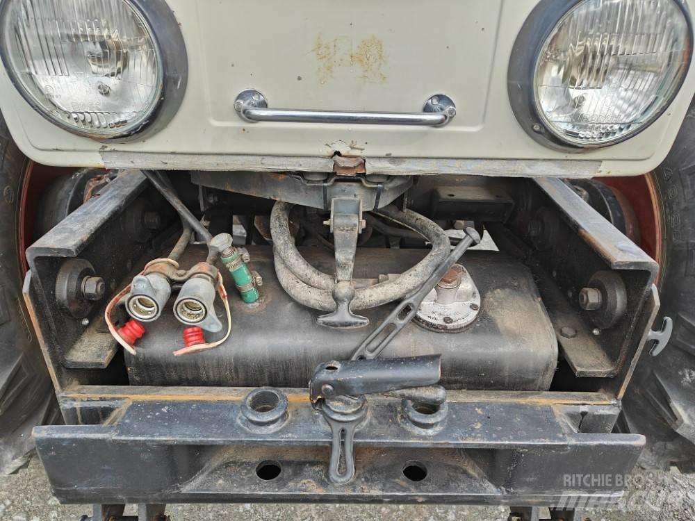 MB Trac 65/70 - VIDEO トラクター