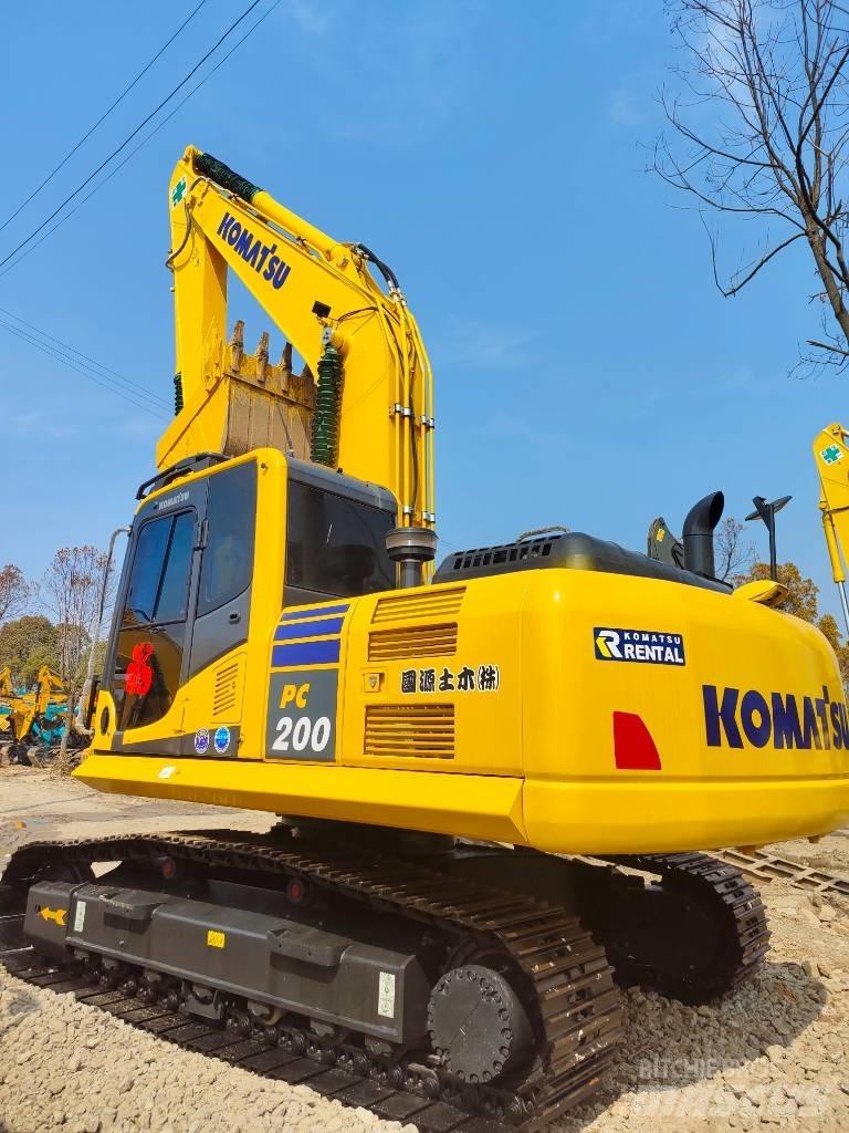 Komatsu PC 200 大型油圧ショベル12t以上（パワーショベル・ユンボ）