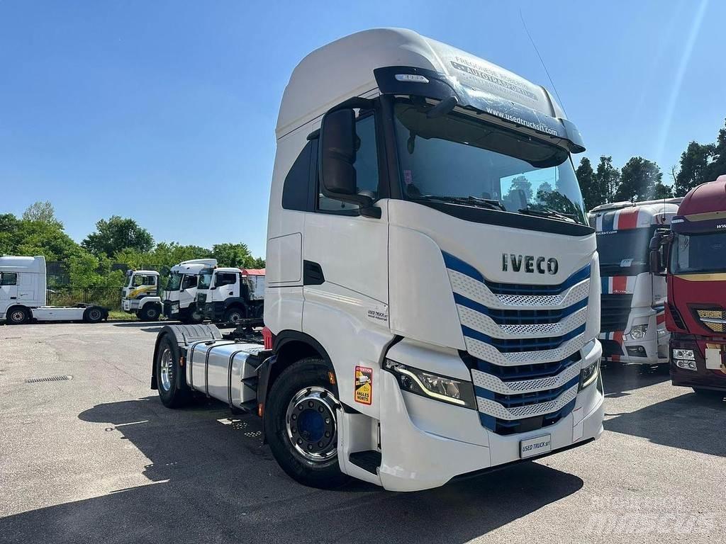 Iveco S-Way 570 中古トラクターヘッド | トレーラーヘッド