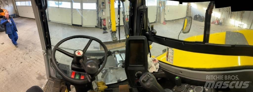 Wacker Neuson EW 65 ホイール式油圧ショベル（パワーショベル・ユンボ・バックホー）