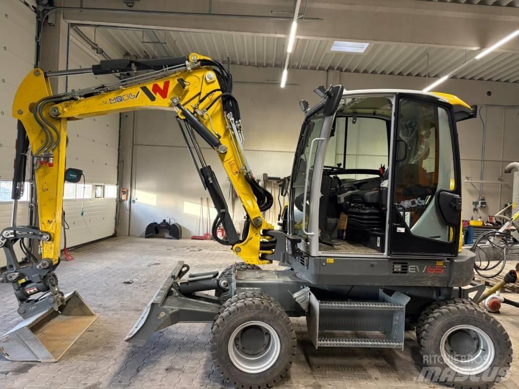 Wacker Neuson EW 65 ホイール式油圧ショベル（パワーショベル・ユンボ・バックホー）