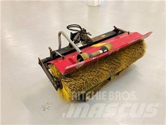 GMR Kost 150 cm 路面清掃機