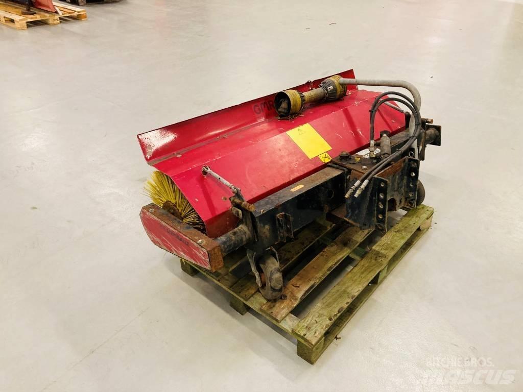 GMR Kost 150 cm 路面清掃機
