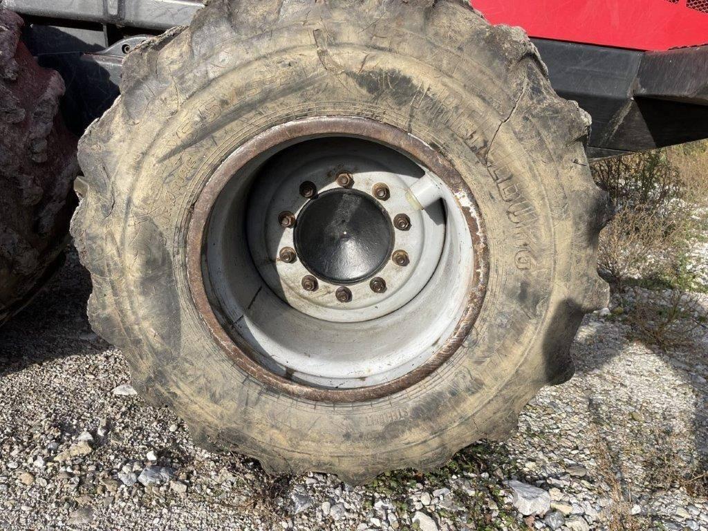 Komatsu 860.4 フォワーダー