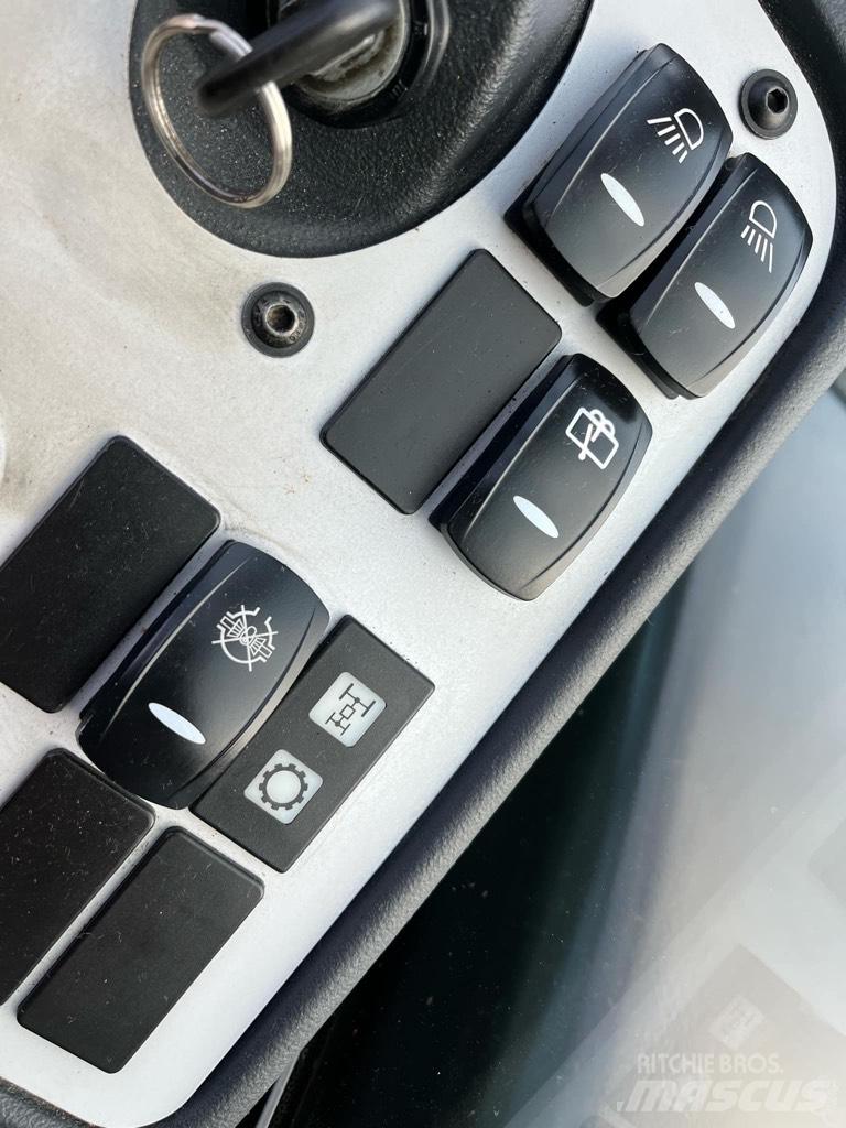 JCB TLT 30 D テレスコーピックハンドラー