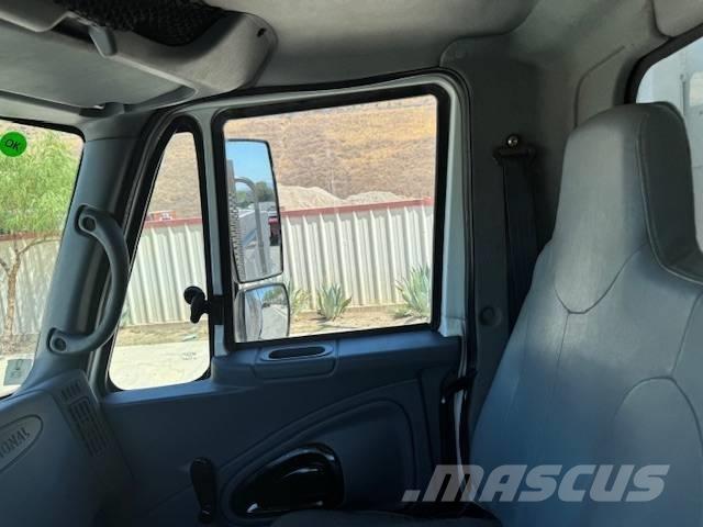 International 4400 ダンプ