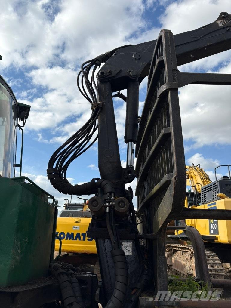 Timberjack 1110C フォワーダー