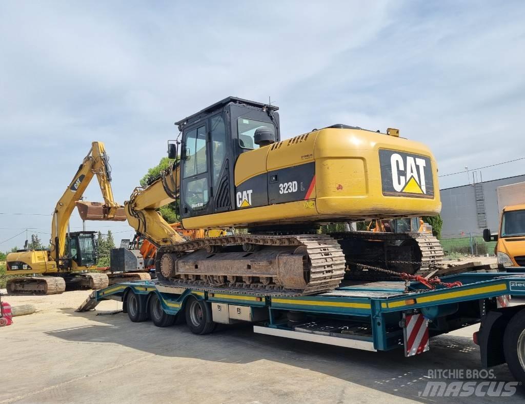 CAT 323 D L 大型油圧ショベル12t以上（パワーショベル・ユンボ）