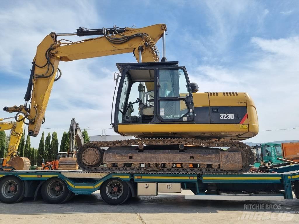 CAT 323 D L 大型油圧ショベル12t以上（パワーショベル・ユンボ）