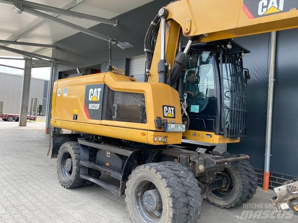 CAT M 320 F ホイール式油圧ショベル（パワーショベル・ユンボ・バックホー）