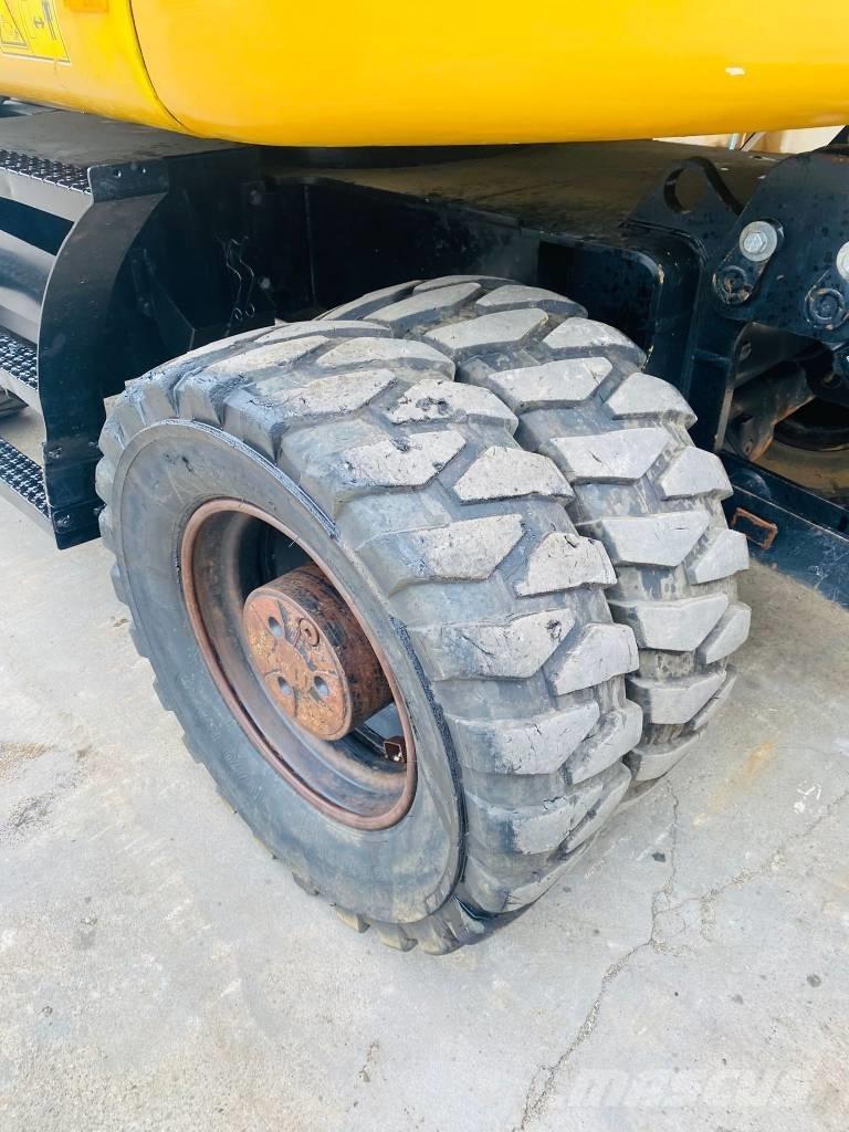 CAT m317f ホイール式油圧ショベル（パワーショベル・ユンボ・バックホー）