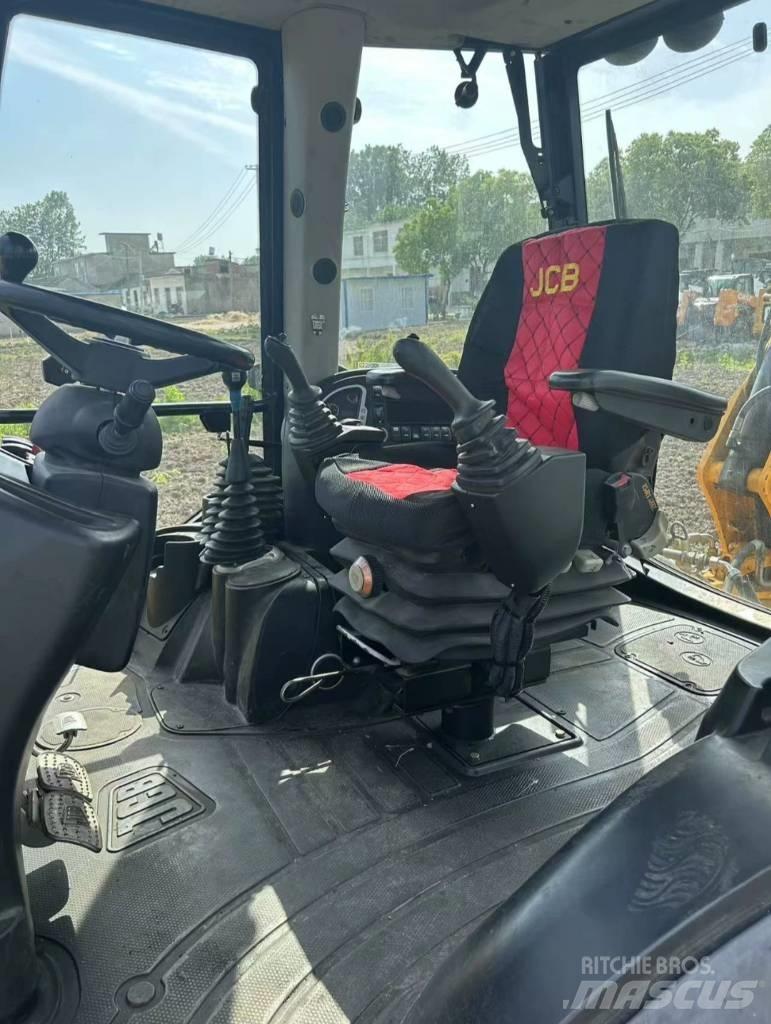 JCB 4 CX バックホーローダー