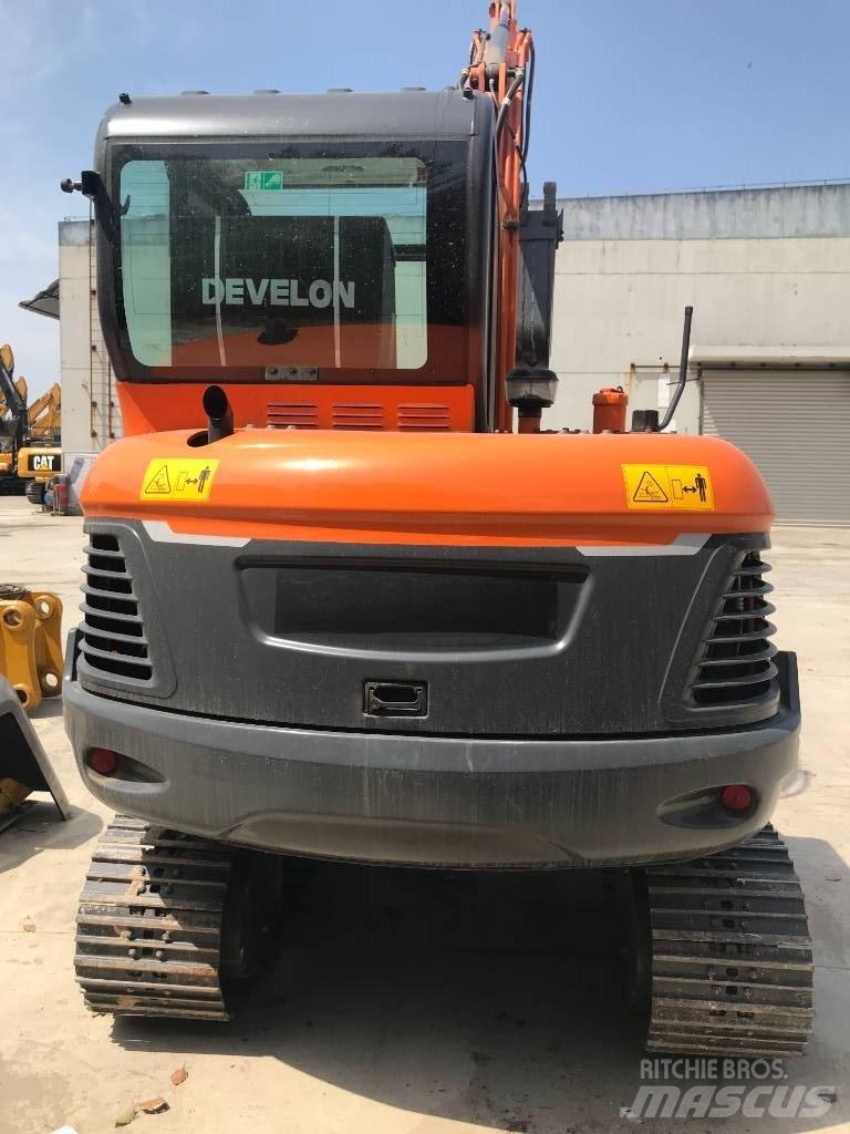 Doosan DX 60 大型油圧ショベル12t以上（パワーショベル・ユンボ）