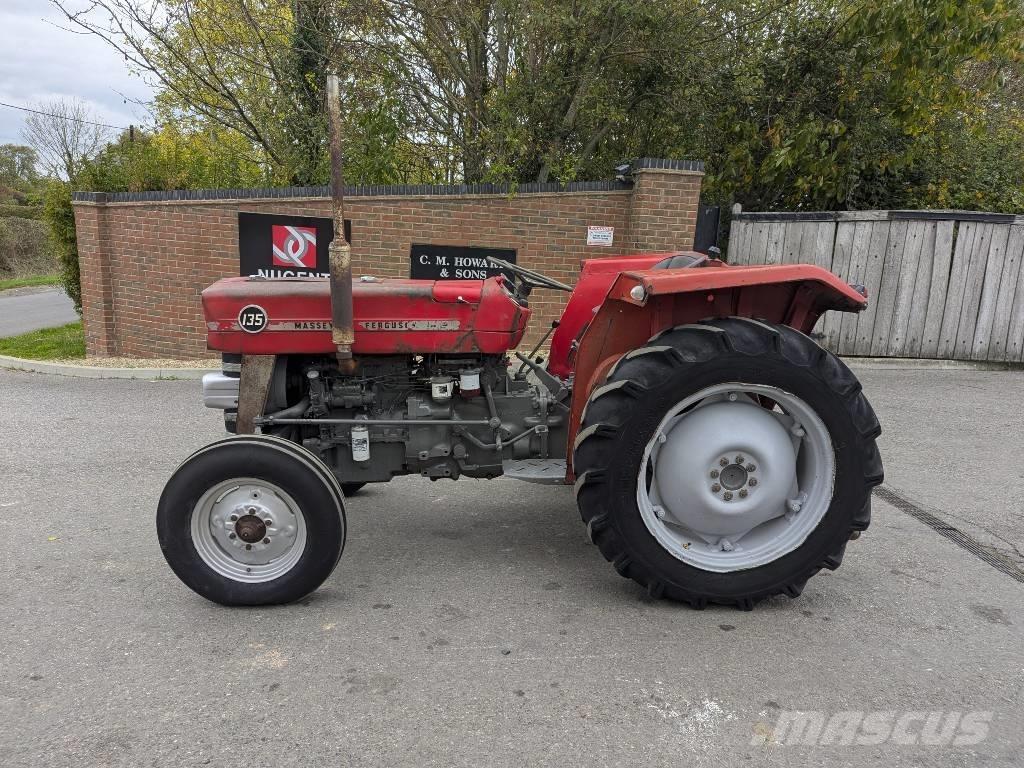 Massey Ferguson 135 トラクター
