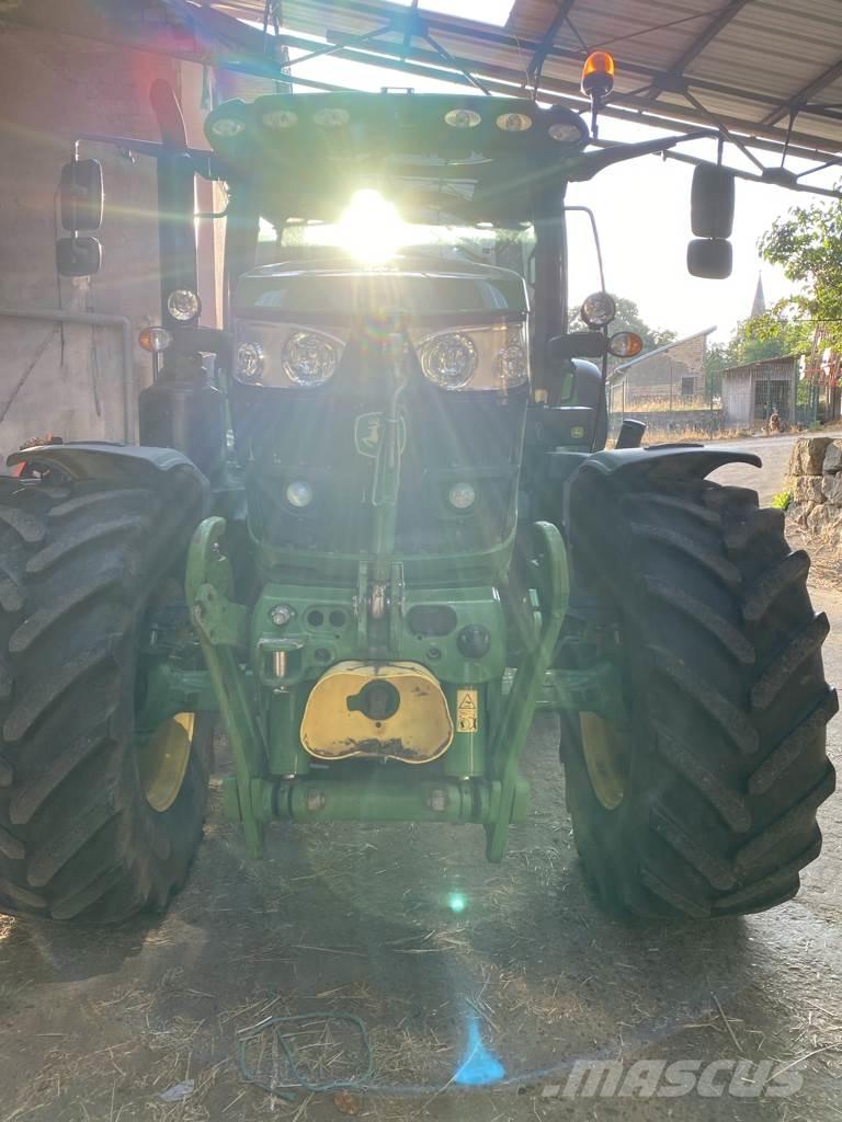 John Deere 6155R トラクター