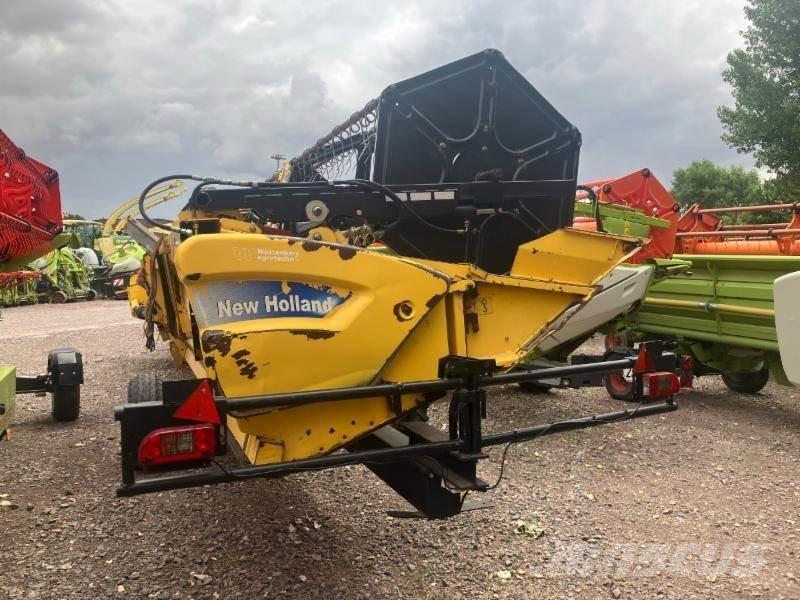 New Holland CR 980 コンバイン