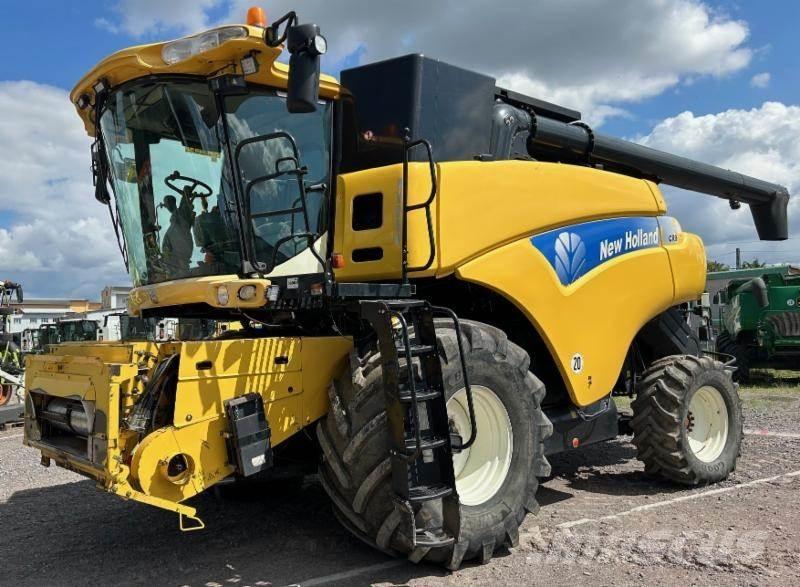 New Holland CR 980 コンバイン