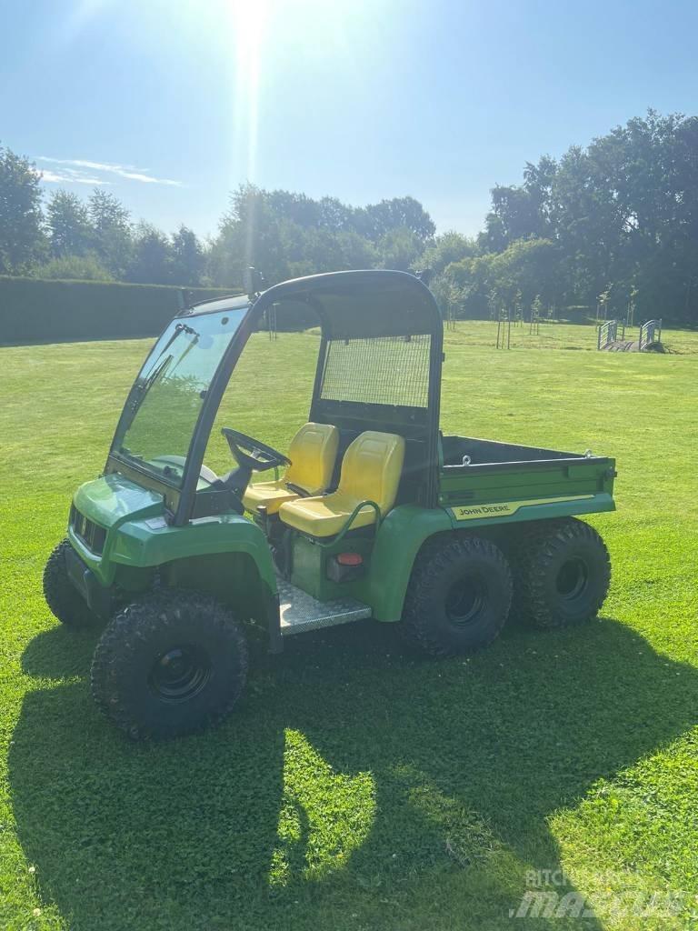 John Deere TH 6x4 バギー