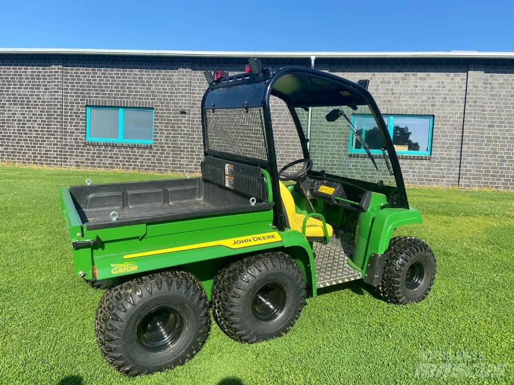 John Deere TH 6x4 バギー