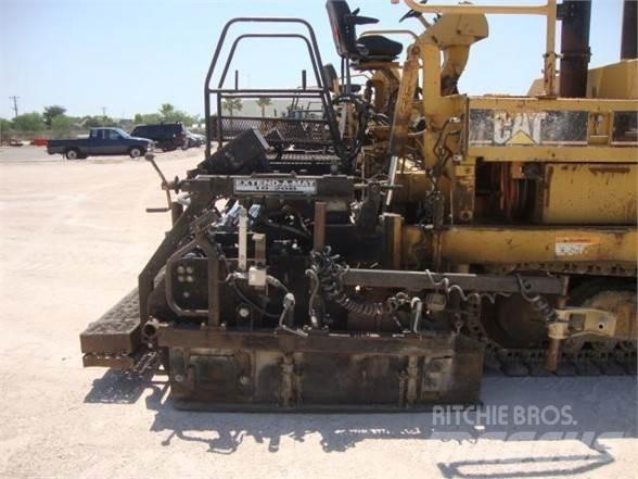 CAT AP-1050B アスファルトフィニッシャ