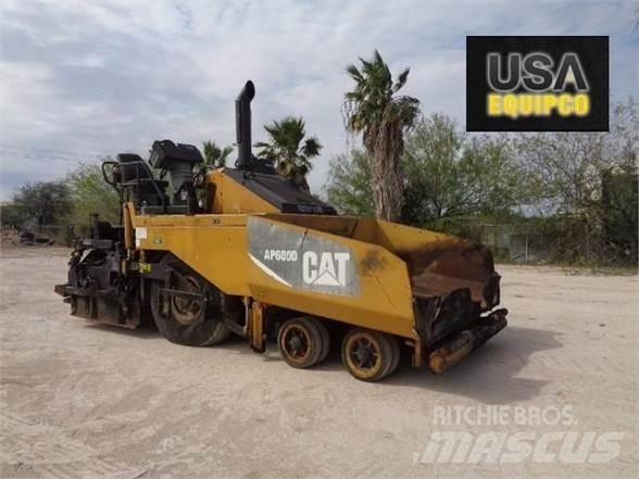 CAT AP-600D アスファルトフィニッシャ