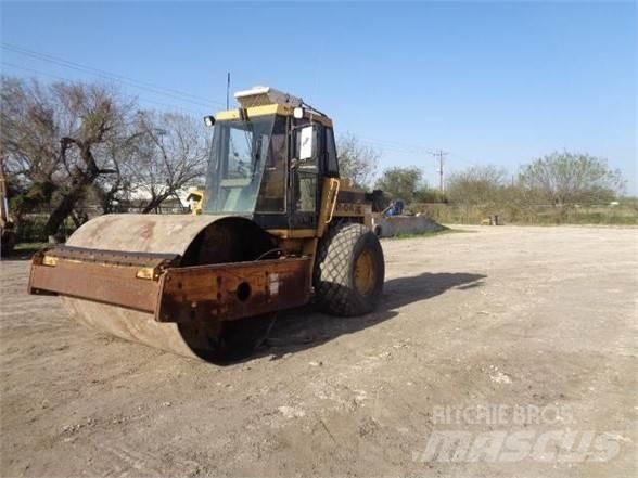 CAT CS-563C 振動ローラ