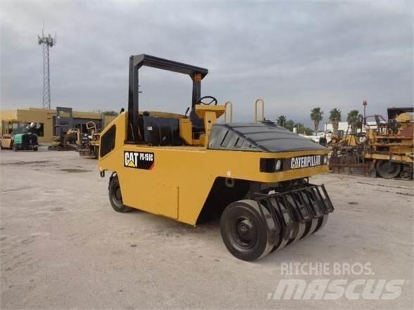CAT PS-150C タイヤローラ