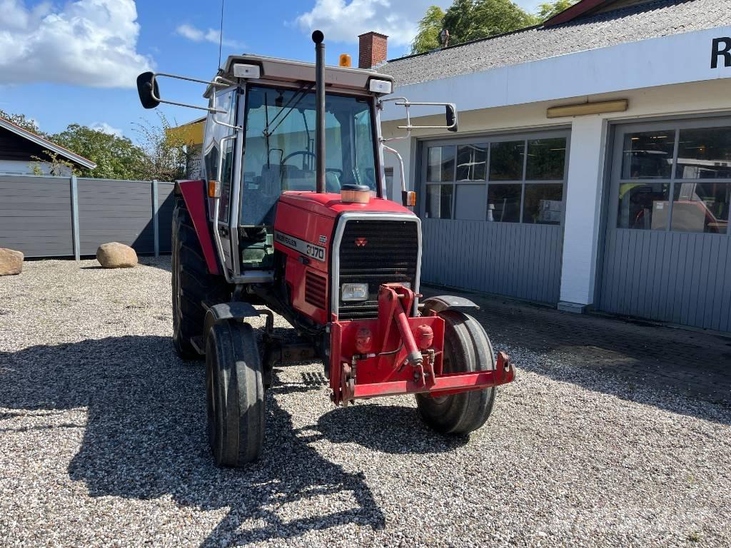 Massey Ferguson 3070 トラクター