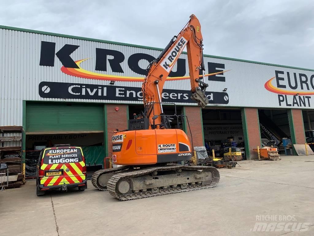 Doosan DX 235 LCR-5 大型油圧ショベル12t以上（パワーショベル・ユンボ）