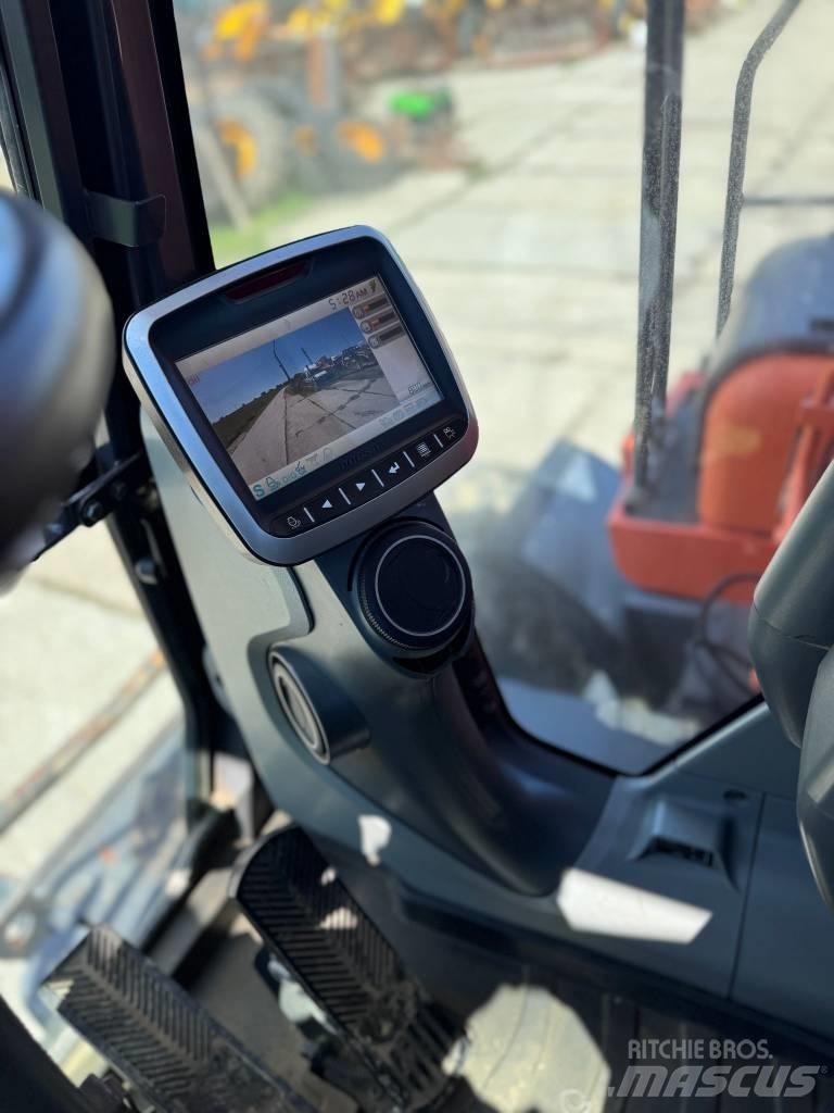 Doosan DX 140 W-3 ホイール式油圧ショベル（パワーショベル・ユンボ・バックホー）