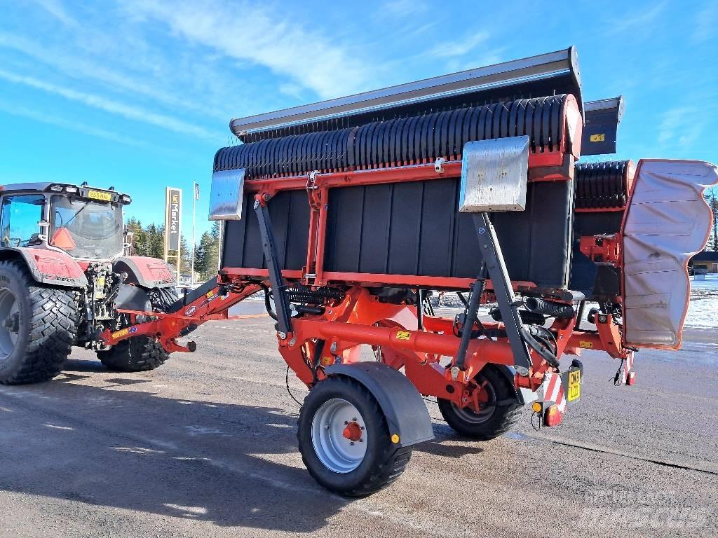 Kuhn Merge Maxx 950 ウィンドローア/レーキ