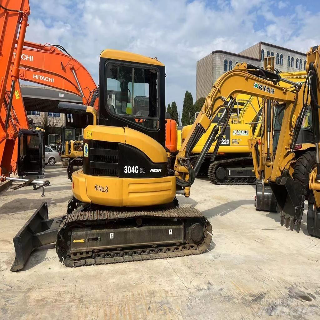 CAT 304 C ミニ油圧ショベル 7t以下（ミニユンボ・ミニディガー）