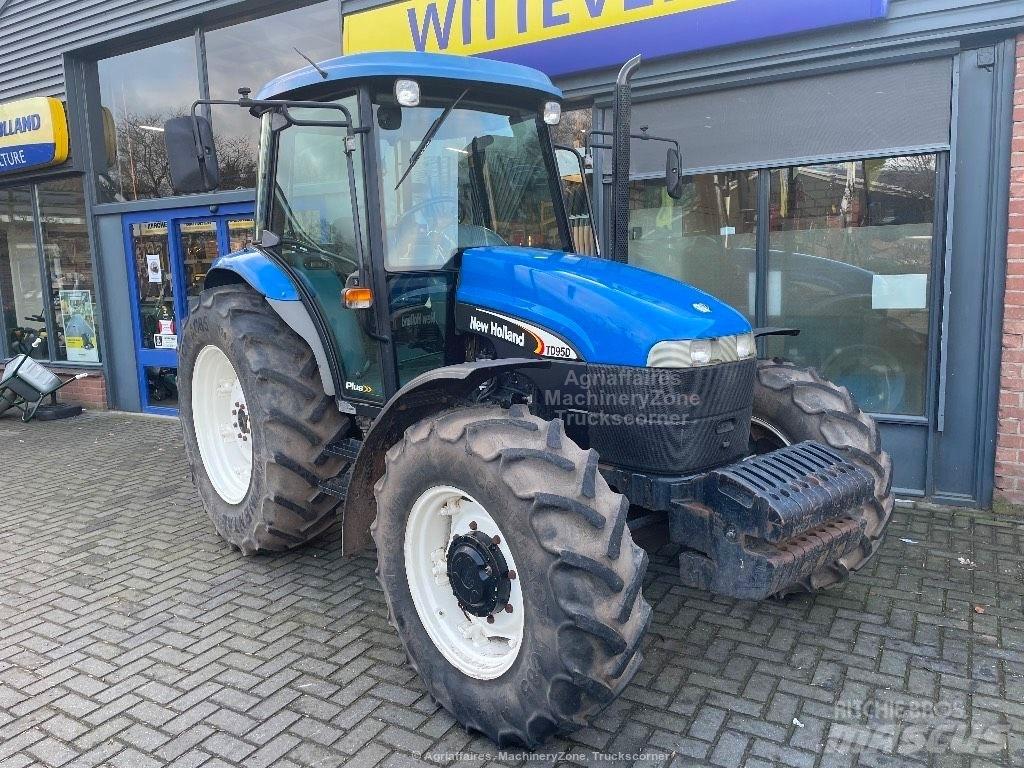 New Holland TD 95 D トラクター