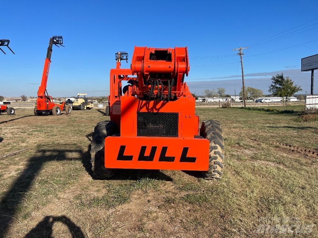Lull 844C テレスコーピックハンドラー