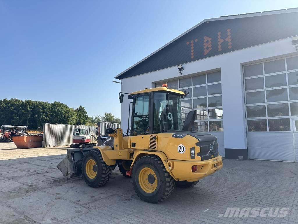 Volvo L 30 G ホイールローダー・タイヤショベル