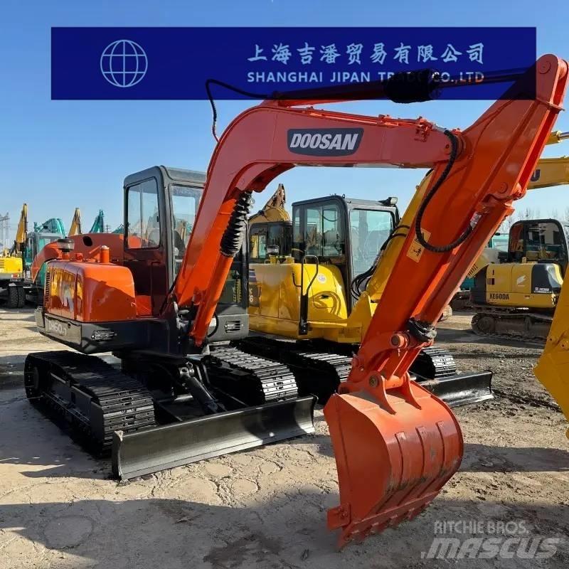 Doosan DH 60-7 ミニ油圧ショベル 7t以下（ミニユンボ・ミニディガー）