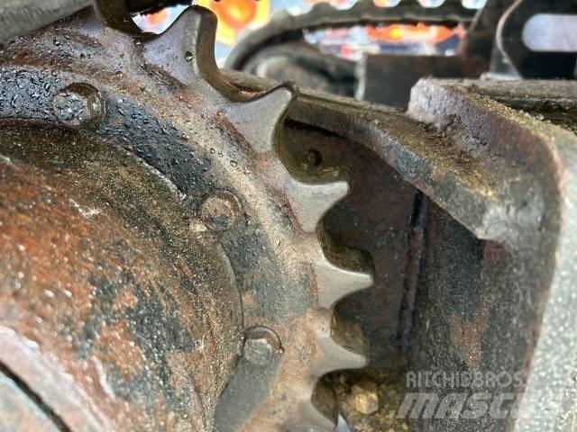 Mitsubishi MM 30 SR 大型油圧ショベル12t以上（パワーショベル・ユンボ）