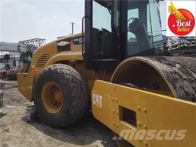 CAT CS 56 B 振動ローラ